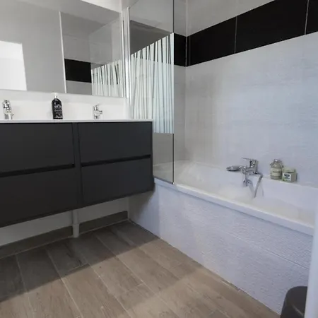 Luna * Aigne (Herault)